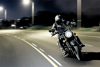 Советы по безопасной езде на мотоцикле ночью