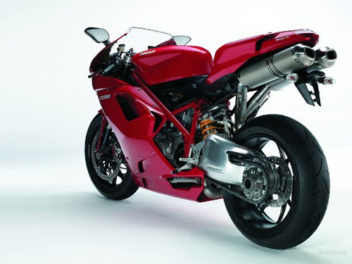 Рама мотоцикла Ducati 1098 - величина труб варьируется от 28 до 32 мм